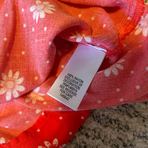 Red Floral Peplum Tank Top! - Picture 3 of 4